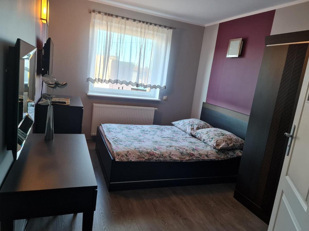 Koga Pokoje Goscinne Leba Exteriér fotografie